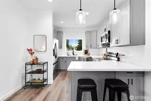 12107 E Gibson Rd, Everett, WA 98204 - Photo 11