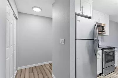 8621 25th Avenue SW #B, Seattle, WA 98106 - Photo 13