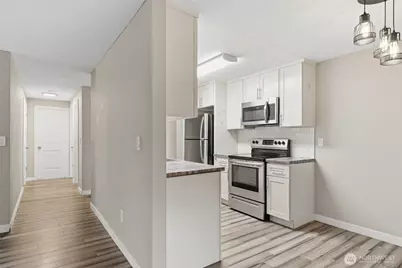 8621 25th Avenue SW #B, Seattle, WA 98106 - Photo 9