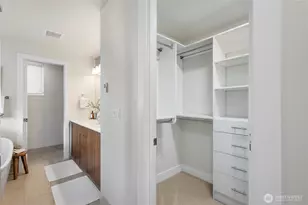 2212 Franklin Ave E, Seattle, WA 98102 - Photo 15