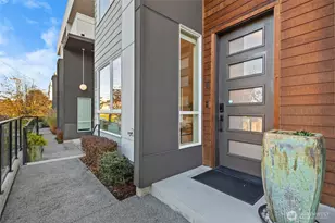 2212 Franklin Ave E, Seattle, WA 98102 - Photo 31