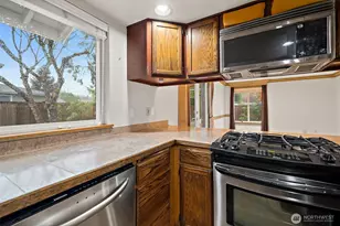 32446 Morgan Dr, Black Diamond, WA 98010 - Photo 13