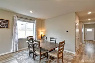 8529 52nd St NE, Marysville, WA 98270 - Photo 3