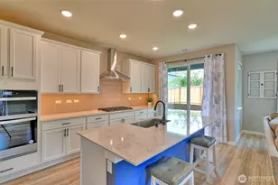 8529 52nd St NE, Marysville, WA 98270 - Photo 7