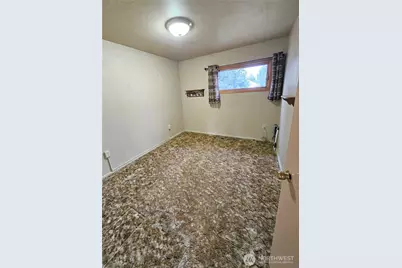 319 Oak Street, Omak, WA 98841 - Photo 15