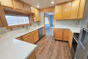 319 Oak St, Omak, WA 98841 - Photo 9