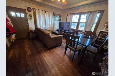 2213 Laurel Street, Port Angeles, WA 98362 - Photo 3