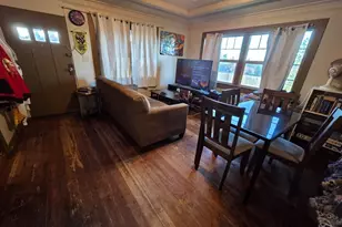 2213 Laurel St, Port Angeles, WA 98362 - Photo 3