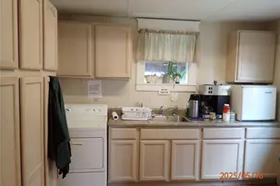 214 W 1st St, Aberdeen, WA 98520 - Photo 13