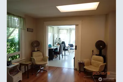 214 W 1st Street, Aberdeen, WA 98520 - Photo 9