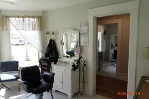 214 W 1st St, Aberdeen, WA 98520 - Photo 5