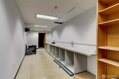 275 SE Pioneer Way #100, Oak Harbor, WA 98277 - Photo 21