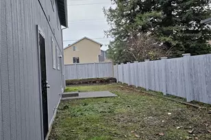 9925 S 242nd Pl, Kent, WA 98030 - Photo 21