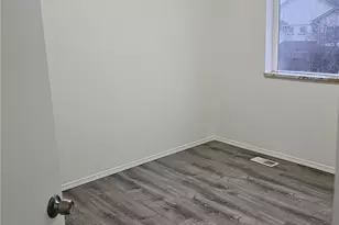 9925 S 242nd Pl, Kent, WA 98030 - Photo 11