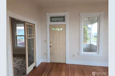 719 Caroline St, Port Angeles, WA 98362 - Photo 7