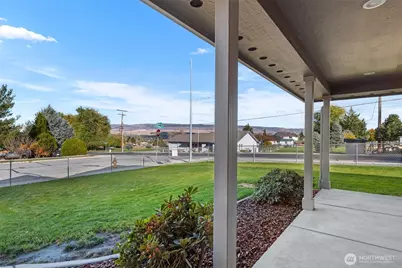 537 Chrisand Lane, Wenatchee, WA 98801 - Photo 25