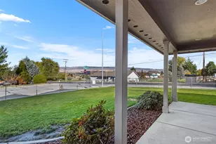 537 Chrisand Ln, Wenatchee, WA 98801 - Photo 25