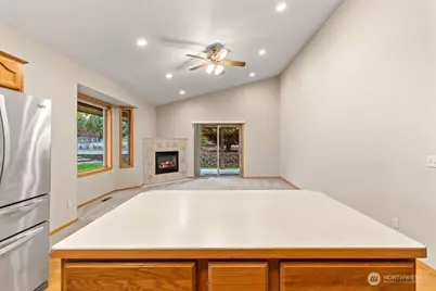 537 Chrisand Lane, Wenatchee, WA 98801 - Photo 7