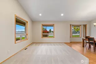 537 Chrisand Ln, Wenatchee, WA 98801 - Photo 9