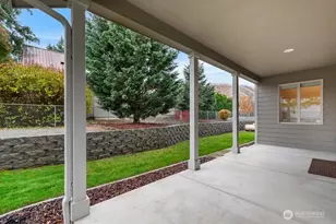 537 Chrisand Ln, Wenatchee, WA 98801 - Photo 3