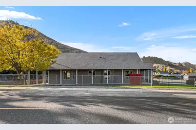 537 Chrisand Lane, Wenatchee, WA 98801 - Photo 33
