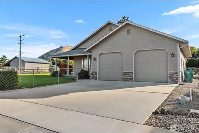 537 Chrisand Lane, Wenatchee, WA 98801 - Photo 39