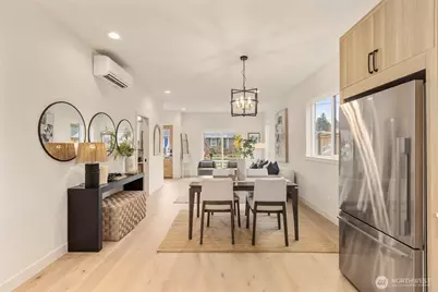 3404 33rd Avenue W, Seattle, WA 98199 - Photo 9