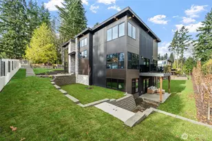 7901 240th St SW, Edmonds, WA 98026 - Photo 3