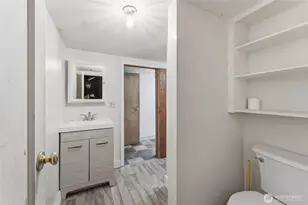 303 NE Ash Ave, College Place, WA 99324 - Photo 17