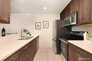 2949 76th Ave SE, Mercer Island, WA 98040 - Photo 9