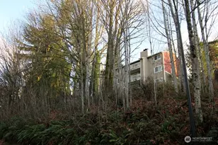 15238 SE 43rd Ct, Bellevue, WA 98006 - Photo 9