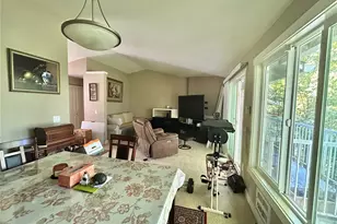 15238 SE 43rd Ct, Bellevue, WA 98006 - Photo 3