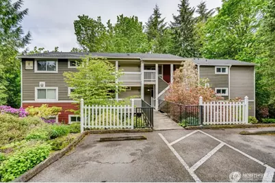 15238 SE 43rd Court #E301, Bellevue, WA 98006 - Photo 1