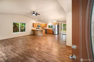 15648 Topaz Dr SE, Yelm, WA 98597 - Photo 11