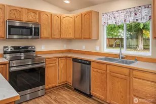 15648 Topaz Dr SE, Yelm, WA 98597 - Photo 17