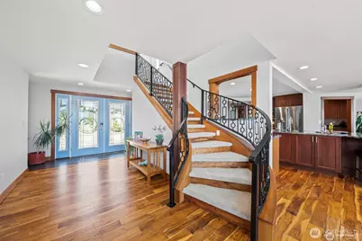 8210 Walnut Road NE, Olympia, WA 98516 - Photo 5