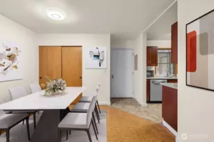 9512 1st Ave NE, Seattle, WA 98115 - Photo 3