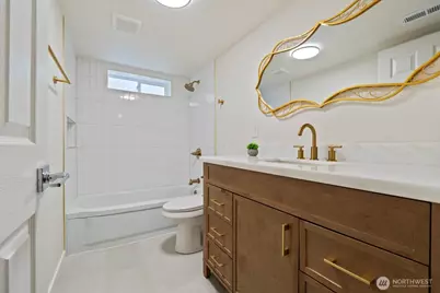 18045 3rd Ave NE, Shoreline, WA 98155 - Photo 31