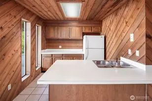 1083 Puget Dr E, Port Orchard, WA 98366 - Photo 29