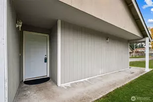 11026 11028 120th Street Ct E, Puyallup, WA 98374 - Photo 5