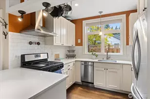 14034 2nd Ave NW, Seattle, WA 98177 - Photo 7