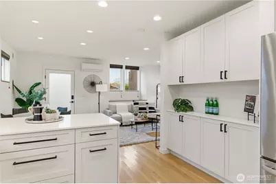 225 24th Avenue, Seattle, WA 98122 - Photo 11