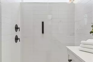 225 24th Ave, Seattle, WA 98122 - Photo 21