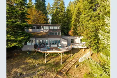 5611 Sunrise Beach Road NW, Olympia, WA 98502 - Photo 3