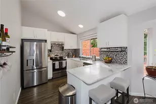 11704 41st Ave Ct NW, Gig Harbor, WA 98332 - Photo 9