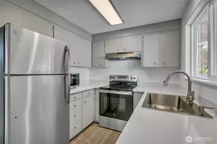 10502 108th Ave SW, Tacoma, WA 98498 - Photo 9