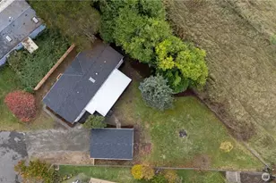 813 Nisqually Park Dr SE, Olympia, WA 98513 - Photo 23