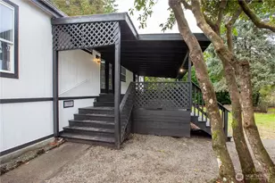 813 Nisqually Park Dr SE, Olympia, WA 98513 - Photo 3