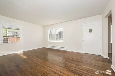 1809 5th Avenue N, Seattle, WA 98109 - Photo 21