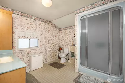 1710 Jacobsen Boulevard NE, Bremerton, WA 98310 - Photo 19